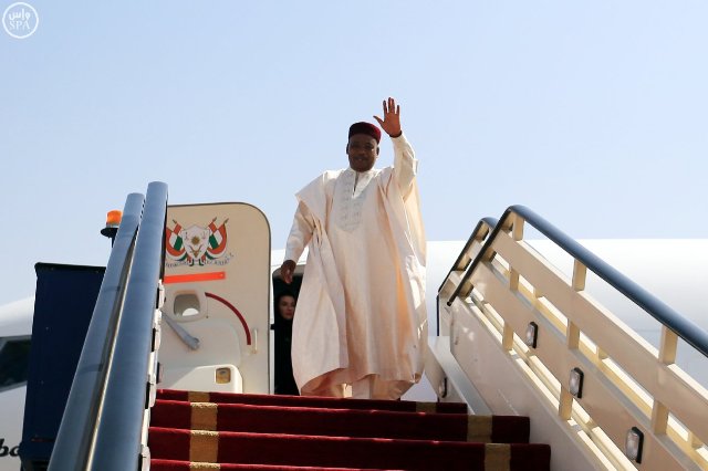 رئيس النيجر يغادر الرياض