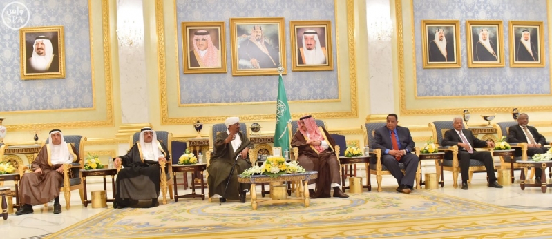 رئيس جمهورية السودان يصل إلى الرياض7