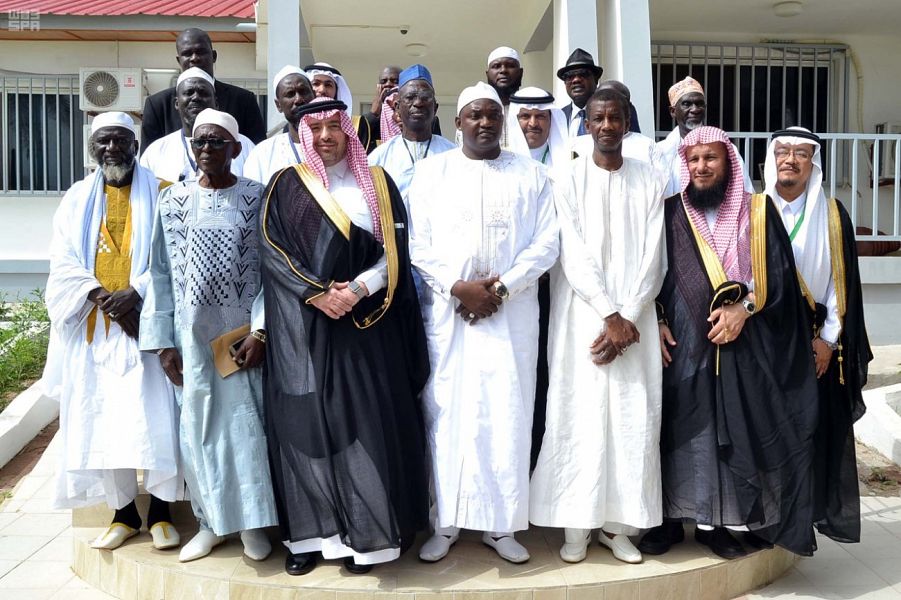 رئيس غامبيا يثمن جهود المملكة لخدمة الإسلام ومحاربة التطرف