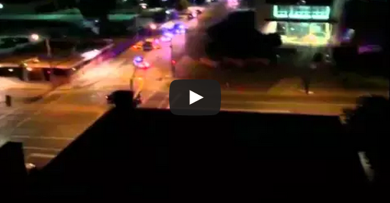 #تيوب_المواطن : لحظة إطلاق النار على مقر شرطة دالاس بأمريكا
