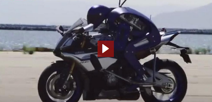 بالفيديو.. روبوت يقود دراجة بمهارة فائقة