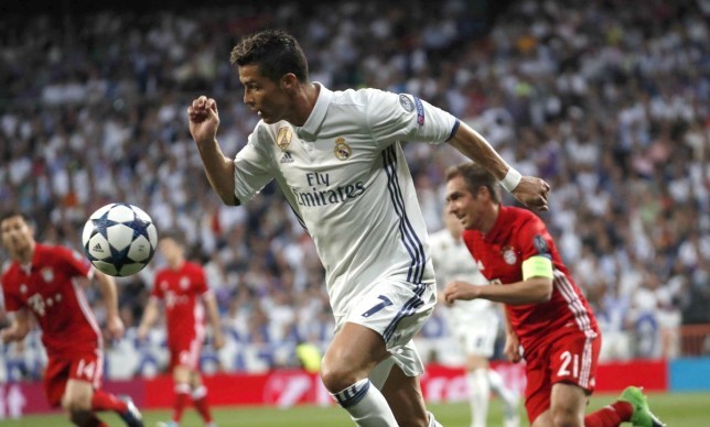 كريستيانو رونالدو يُحقق رقمًا رائعًا في مباراة ريال مدريد وبايرن ميونيخ