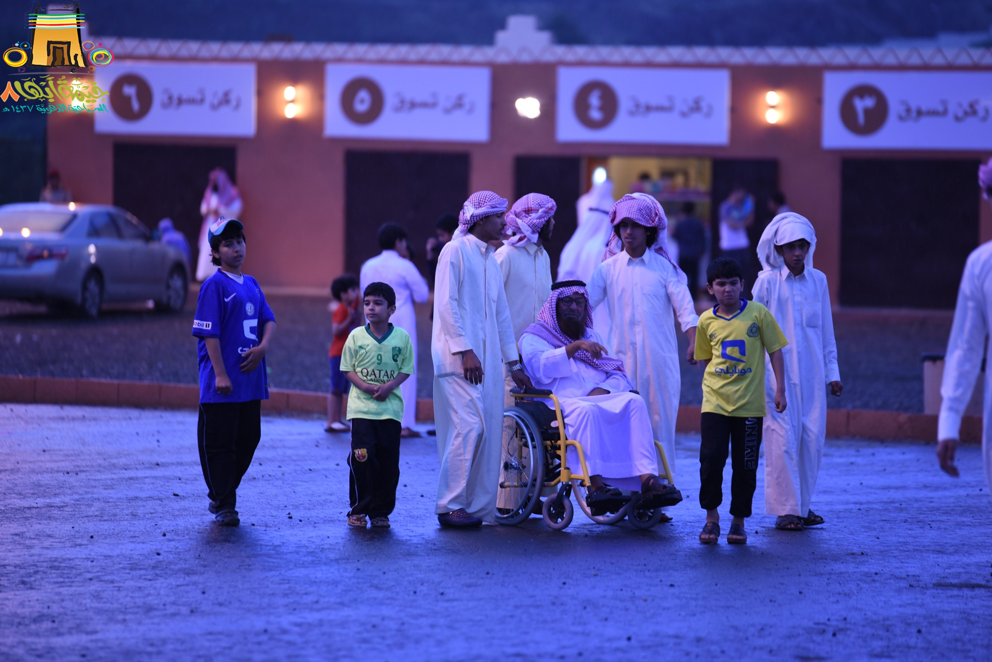 برعاية “المواطن”.. حضور كبير وسط زخات المطر لفعاليات الخيمة الدعويّة بأبها