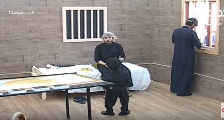 بالفيديو.. لحظة إيداع الخمشي والملحم السجن في #زد_رصيدك