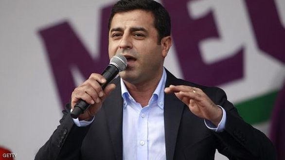 زعيم حزب الشعوب الكردي أول ضحايا أردوغان