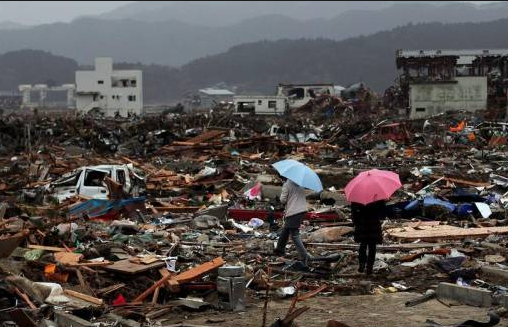 مركز الملك سلمان يُوزع مساعدات في “أوش” المتضررة من الزلازل
