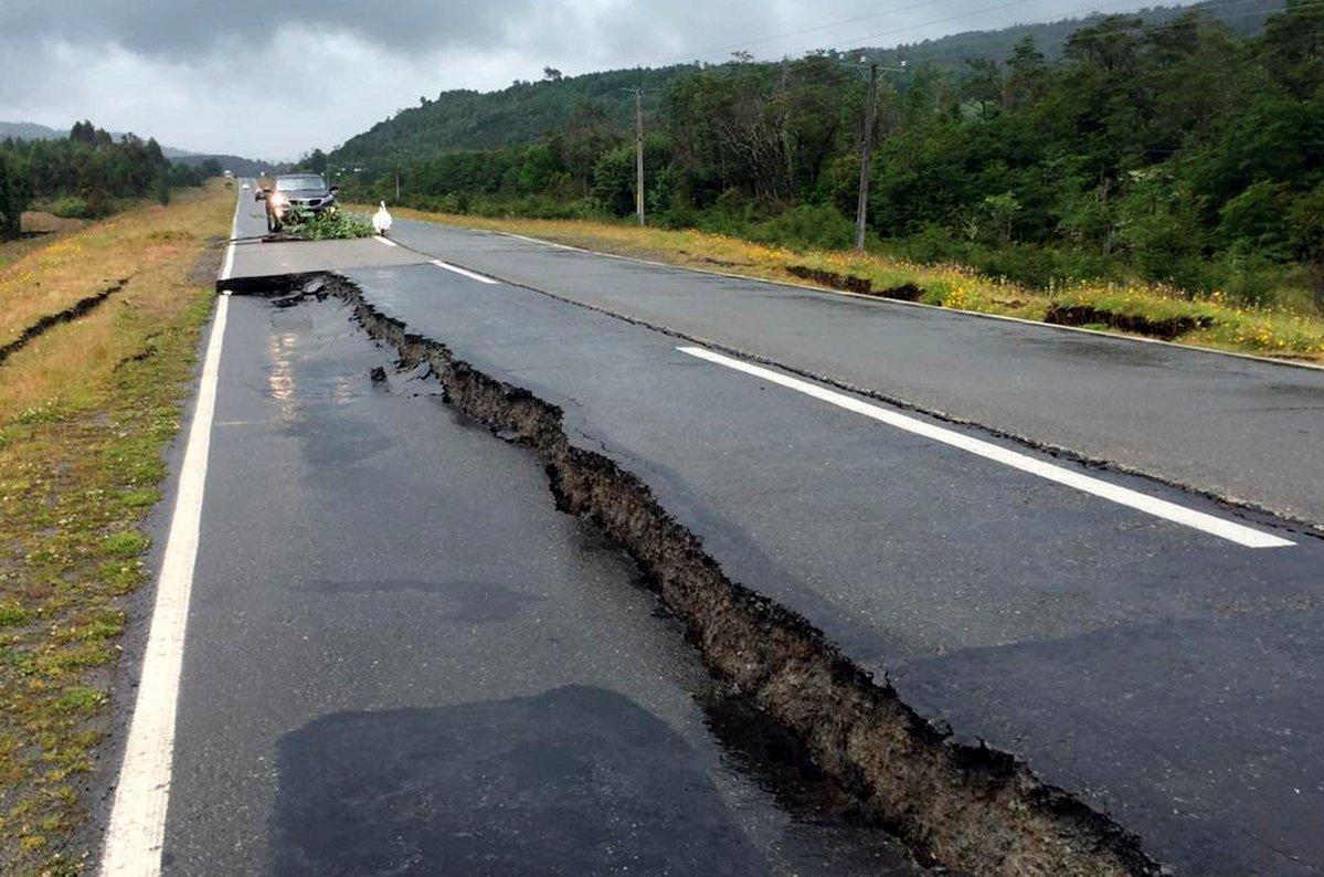 زلزال بقوة 7.3 يضرب جنوب شرقي الفلبين