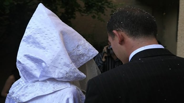 إقبال الجزائريات على الزواج العرفي يهدد التركيبة العرقية