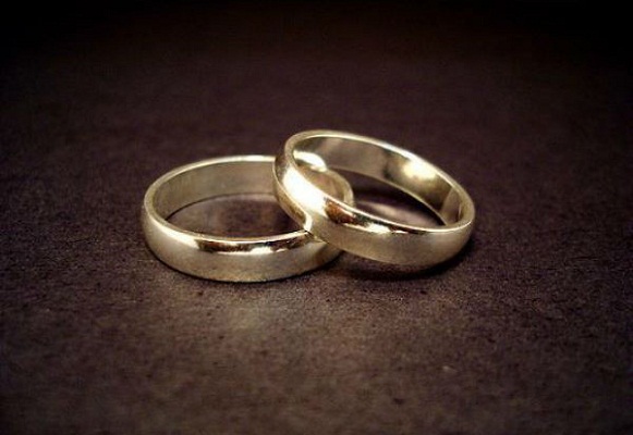 زواج سعودي من أمريكية على الطريقة المسيحية يثير المغردين