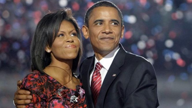 أوباما يداعب زوجته: سيطر علي الخوف من نهاية قصة عشقي بعد البيت الأبيض
