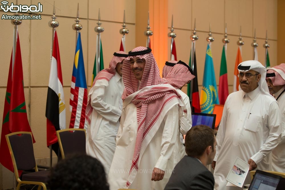 بالصور.. المركز الإعلامي لقمة الرياض يتيح البيانات اللحظية ويرد على استفسارات الصحفيين