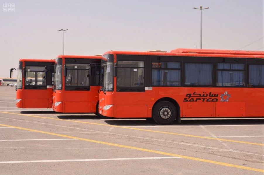المديفر يتفقد خدمة النقل العام داخل الرياض والترددي لزوّار الجنادرية