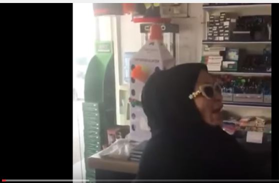 أنباء عن القبض على #ساحرة_بالرياض بعد ساعات من فيديو فضح طلاسمها