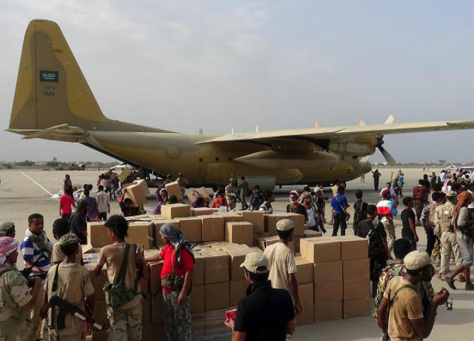 سادس طائرة إغاثية سعودية تحمل 11 طناً تحُط رحالها في عدن