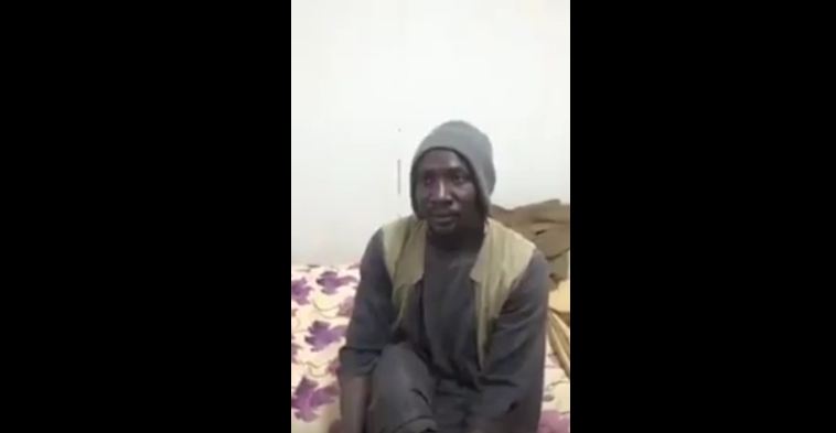 بالفيديو.. عامل إفريقي يختم القرآن كل يومين
