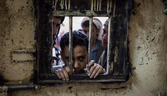 أكثر من 800 حالة تعذيب في سجون مليشيات الحوثي وصالح في اليمن