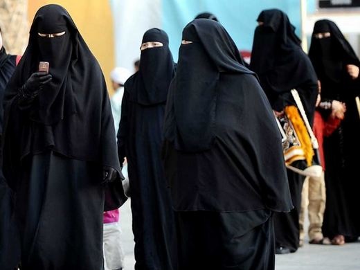 بعد السماح لهن بالقيادة.. تايمز: هذا هو الهدف الجديد للمرأة السعودية