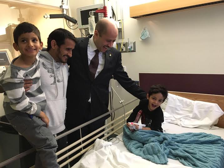 سفير المملكة بكندا يتفاعل مع تغريدة مبتعث: أنا في مستشفى وأحتاج المساعدة