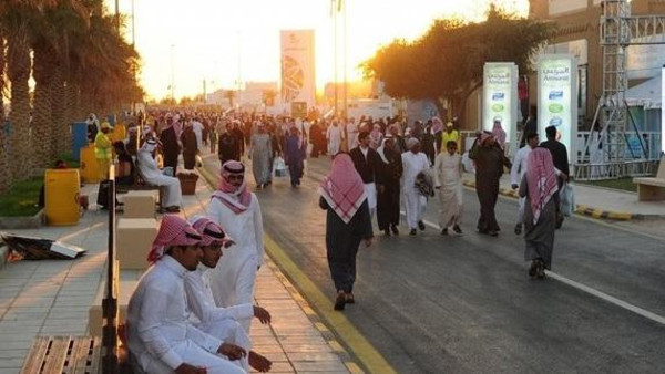 الإحصاء تكشف عدد سكان السعودية حتى عام 2015