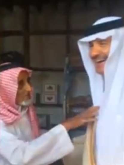 شاهد حوار بين سلطان بن سلمان ومسن من #تنومة