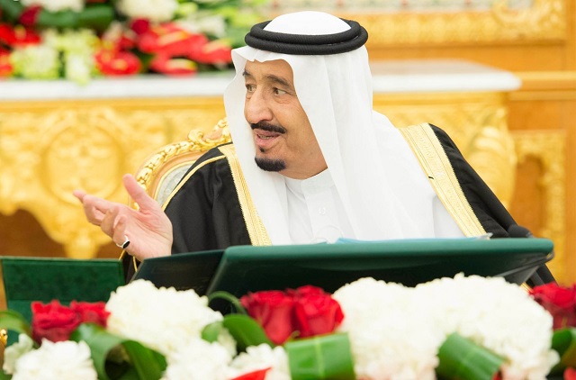 الملك يبعث رسالة خطية للرئيس السوداني