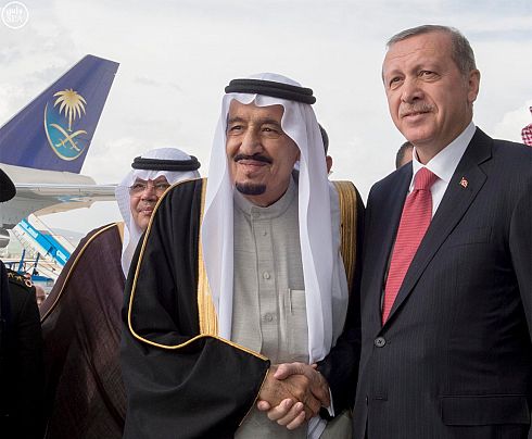 ديلي ميل: تركيا تتزين لزيارة #الملك_سلمان
