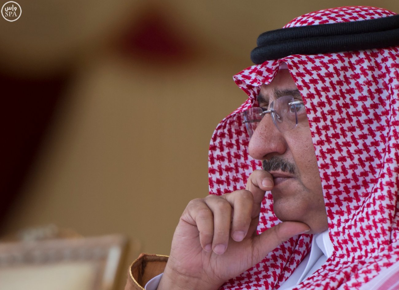شاهد بالصور .. ولي العهد يخرج 2412 من 17 دولة بحرس الحدود‬