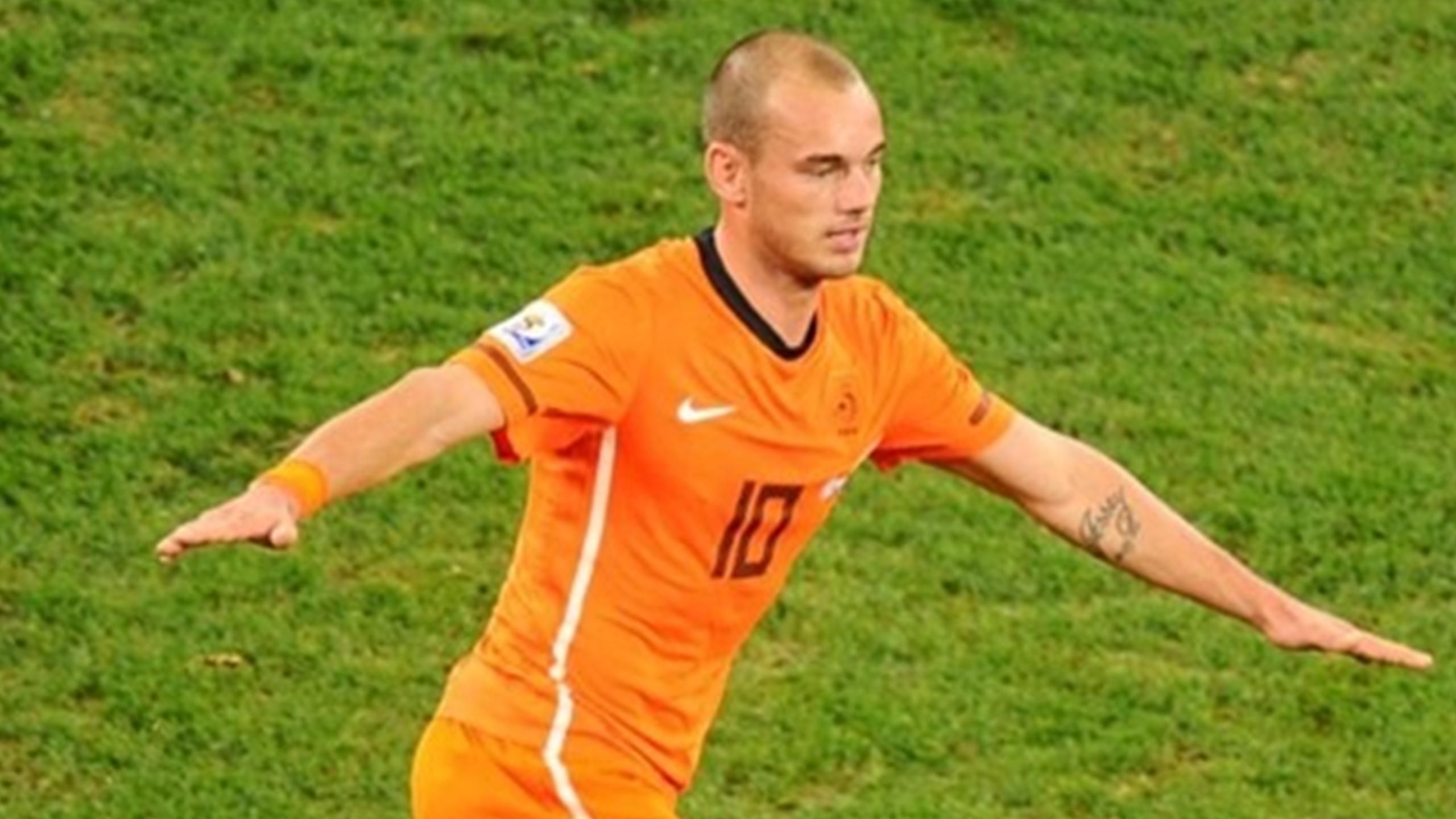 سنايدر يعتزل اللعب الدولي بعد 133 مباراة مع هولندا