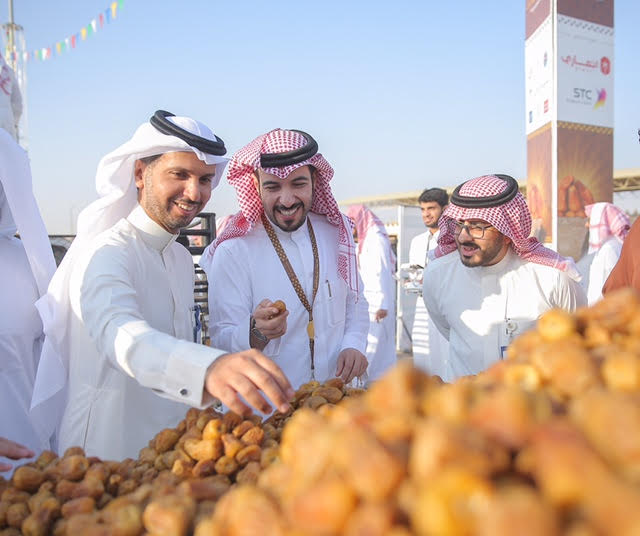 سياحة القصيم تُشيد بمهرجان بريدة للتمور لهذه الأسباب!