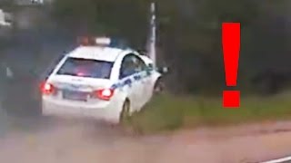 كيف خرجت سيارة شرطة عن السيطرة أثناء مطاردة!