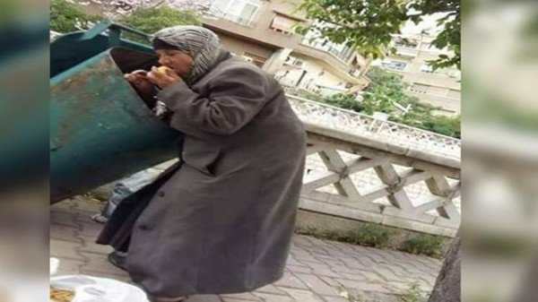 صورة لسيدة تأكل من القمامة قرب قصر “الأسد” تثير الغضب