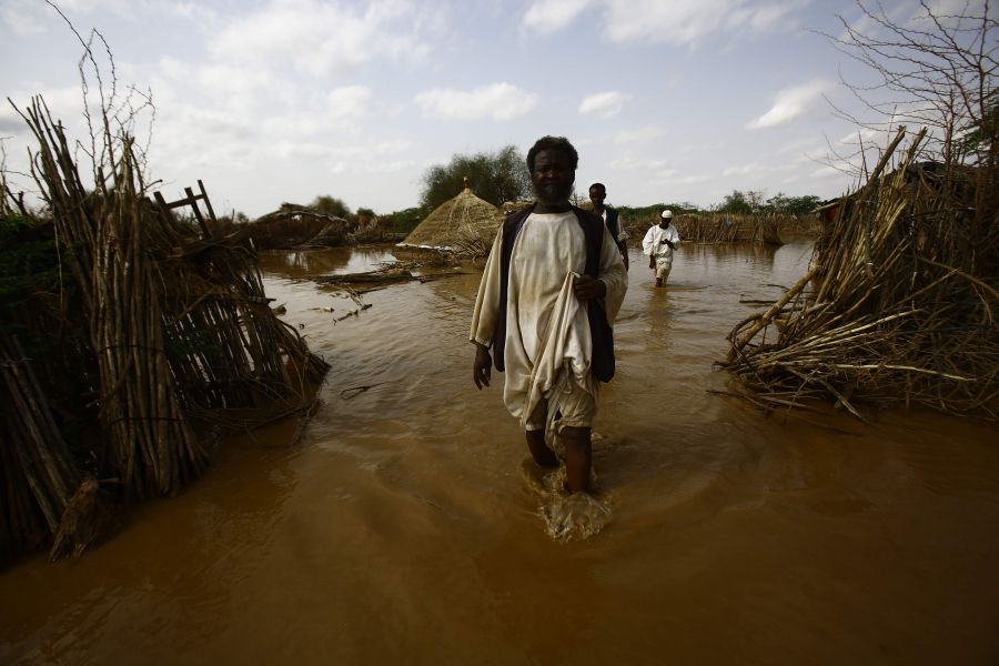 في السودان.. أكثر من 40 ألف أسرة تأثّرت جراء السيول والفيضانات