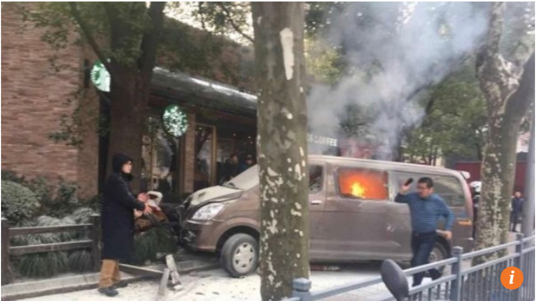 شاحنة مشتعلة تصيب 18 شخصًا وسط شانغهاي
