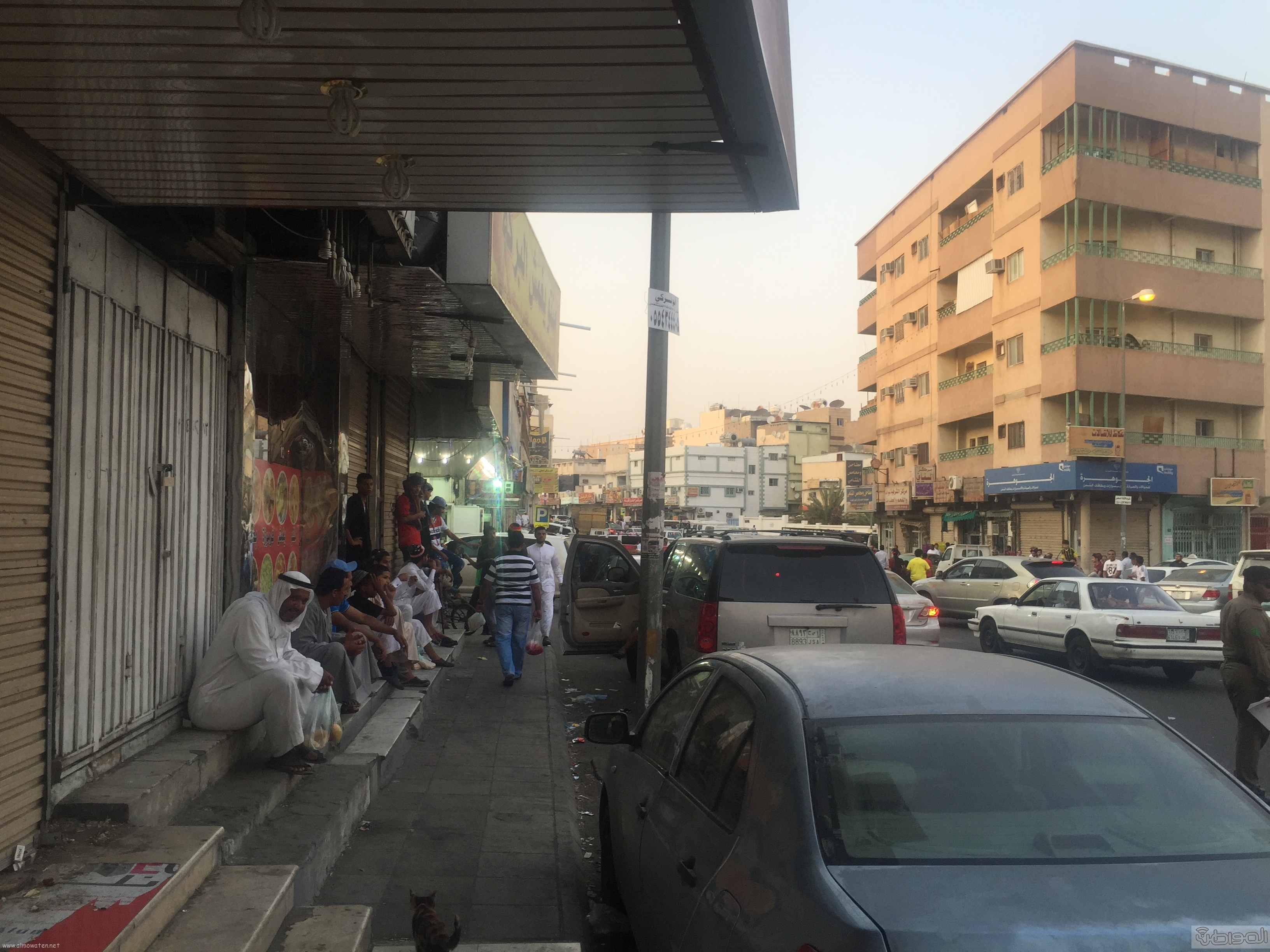 شارع عكاظ بالطائف زوار رمضان (9)