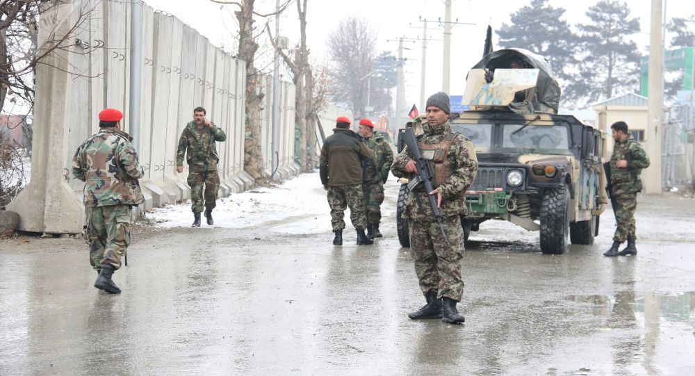 إصابة 18 في هجوم بصاروخ استهدف عبدالله عبدالله في كابول
