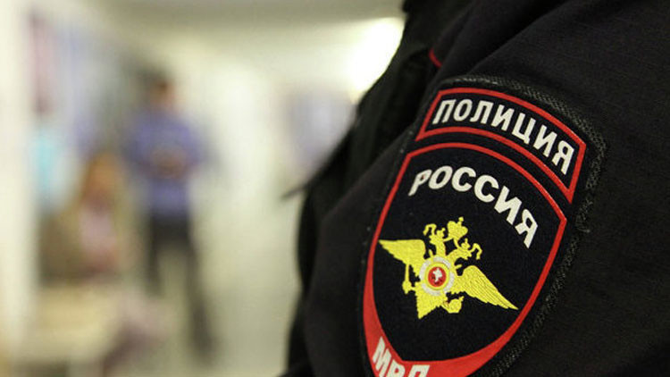 فولكس فاغن تدهس المارة في موسكو والشرطة توقف السائق