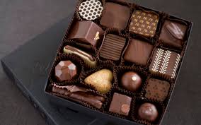مفاجأة سارة.. الشوكولاتة الداكنة تساعد في فقدان الوزن