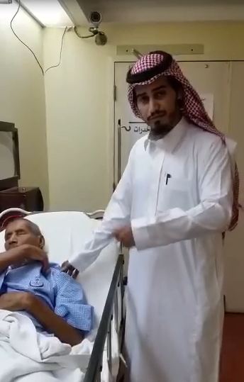 صاحب فيديو “مناشدة الأمير متعب” يروي لـ”المواطن” تفاصيل حالة والده الصحية
