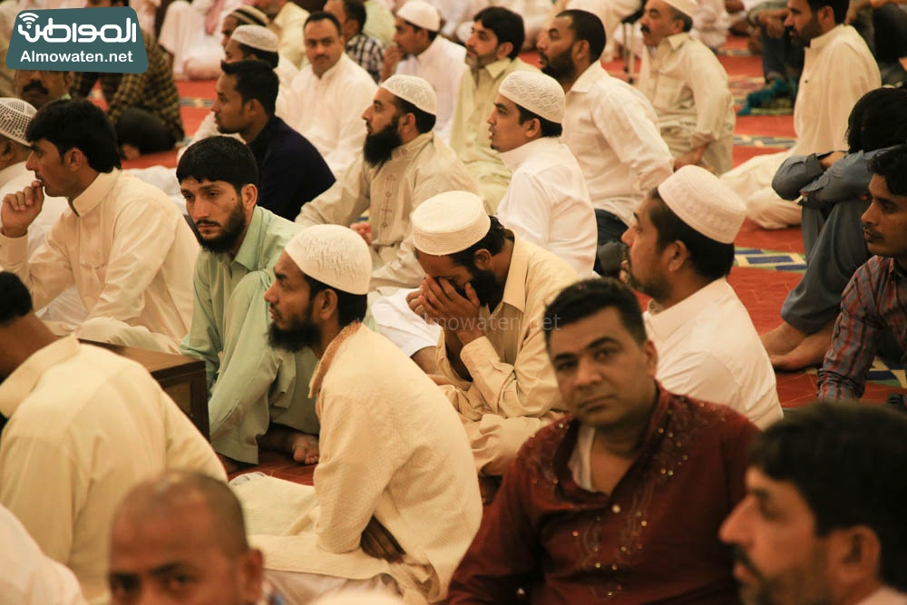 صلاة العيد في جامع الإمام تركي (12)