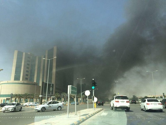 الدفاع المدني يسيطر على حريق في مبنى تابع لوزارة التعليم العالي