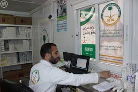 صيدلية العيادات التخصصية تقدم 1854 وصفة طبية للأشقاء السوريين