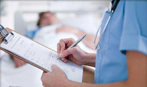 إيقاف طبيب نساء وتوليد في مستشفى خاص بالشرقية بسبب مخالفات