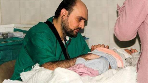 بالفيديو.. استشهاد طبيب الأطفال الوحيد في حلب