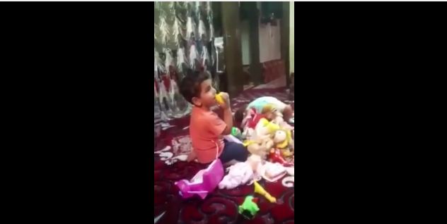 #ام_تعنف_طفلها تبرئ نفسها بفيديو جديد: كان مريضًا فكيف أضربه!