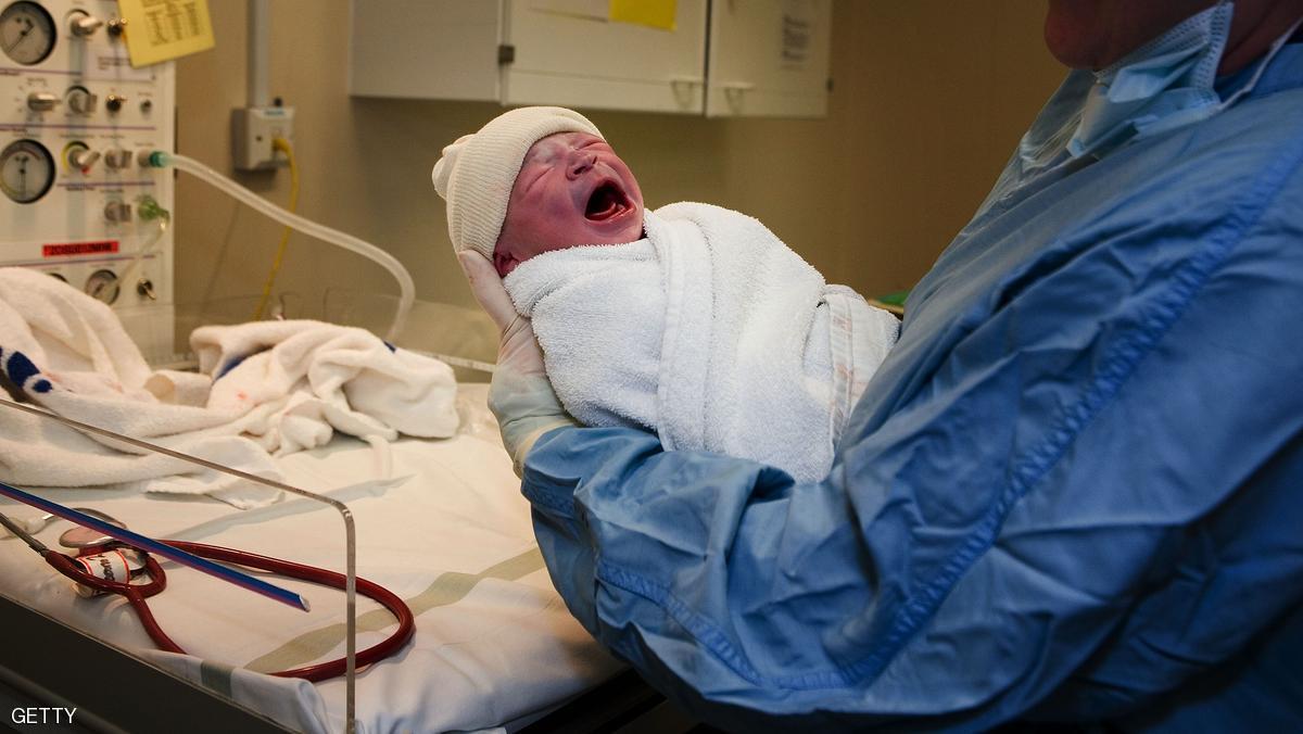 في الصين.. ولادة طفل بلا عينين