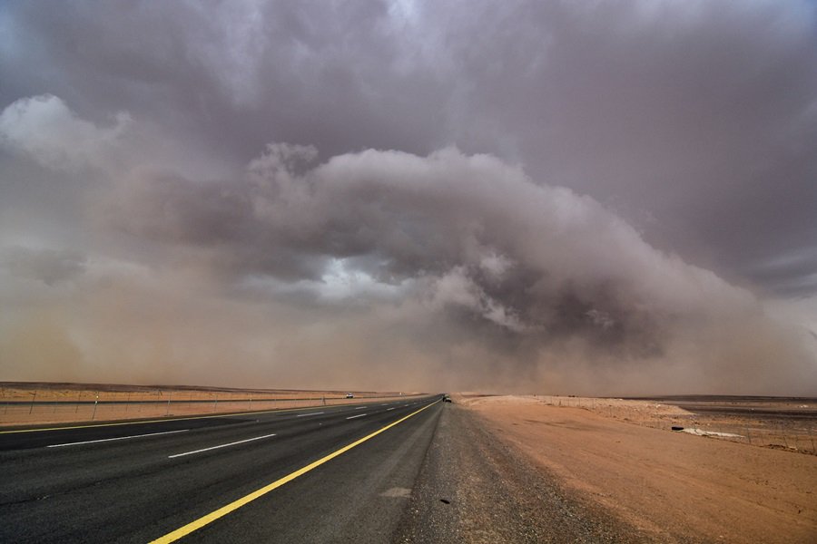 أمطار على القصيم والرياض والشرقية وسحب رعدية على هذه المناطق