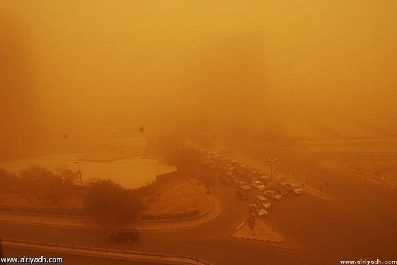 غبار الرياض ينقل 1302 حالة للمستشفيات