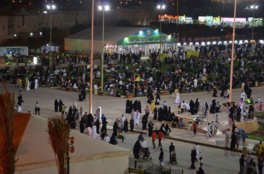 عاصفة الحزم تتمازج مع سجادة الزهور في مهرجان ربيع الرياض (1)