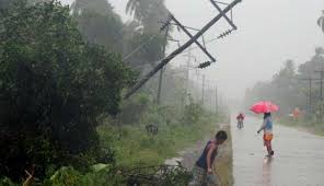 عاصفة استوائية تضرب الفلبين وتقتل أكثر من 30 شخصًا