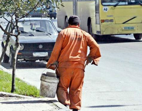 “عامل نظافة” يتحرش بنزيل في مركز تأهيل المجمعة